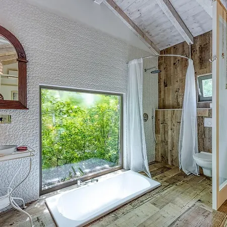 فيلة Menta 2 2445 مالينسكا