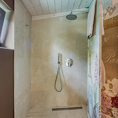 Menta 2 2445 Villa *