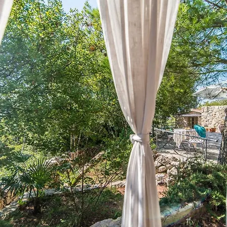 Menta 2 2445 Villa