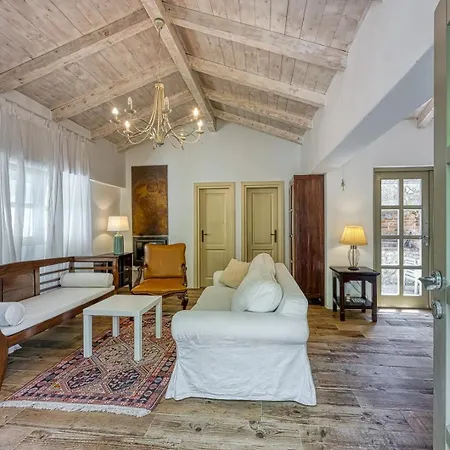 Villa Menta 2 2445