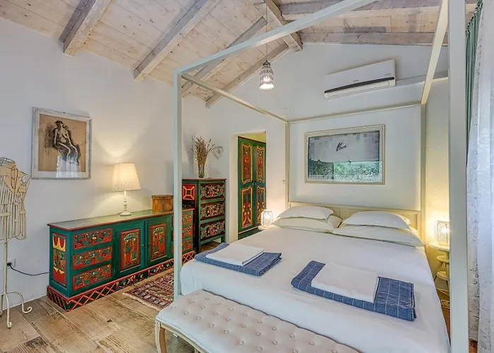 Menta 2 2445 Villa Malinska