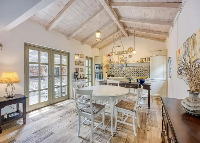 Menta 2 2445 Malinska