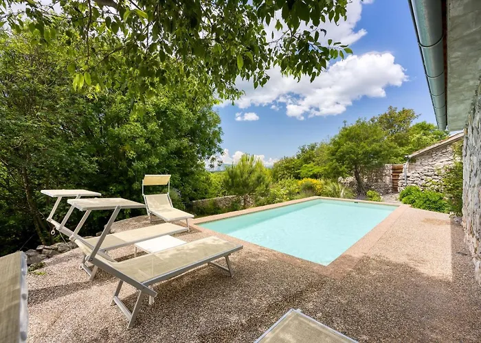 Menta 2 2445 * Malinska